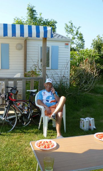 2010-06-12 29 03 Pouldreuzic Ma cabane au Canada.JPG